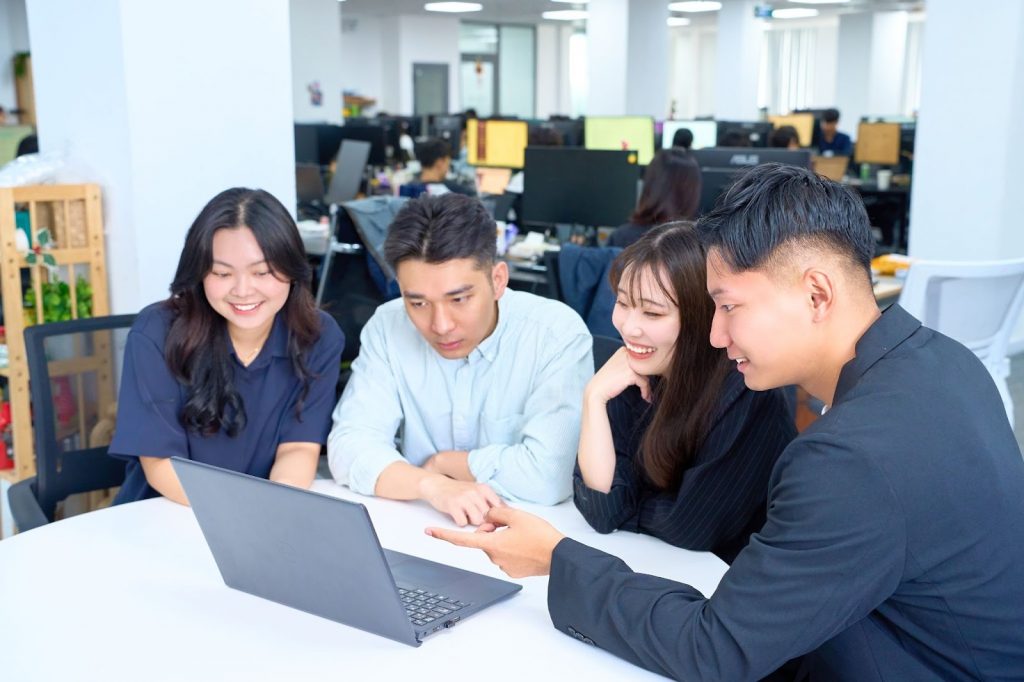 Arches Company History: Expert Industry Network
